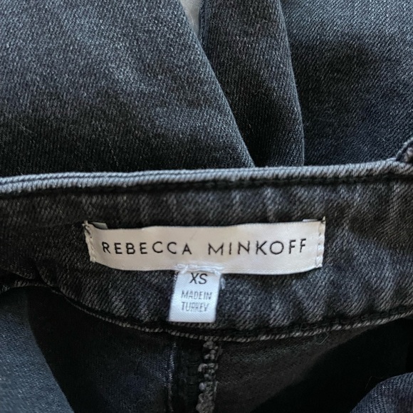 Rebecca Minkoff Black Denim Overalls Jeans
Bib Skinny Leg Adjustable Straps - Picture 5 of 5